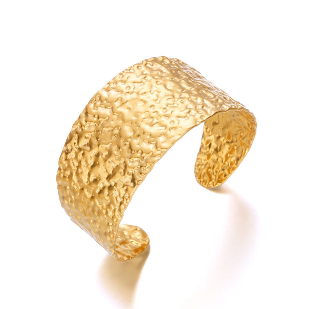 Heart Trendy Magazine Style Women's Stainless Steel Bracelet