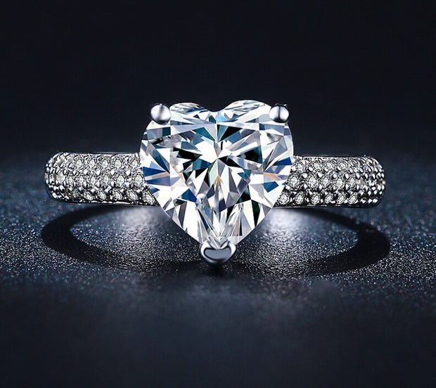 ride explosion heart-shaped zircon ring