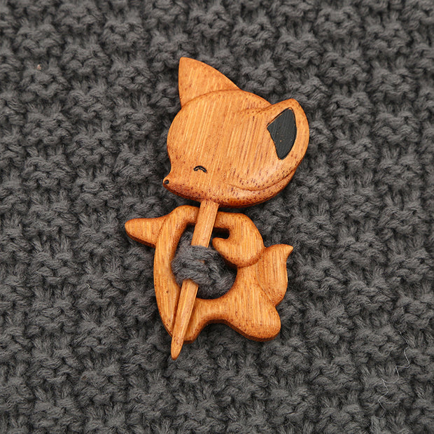 Wooden Animal Brooch Cute Gift Knitted Sweater