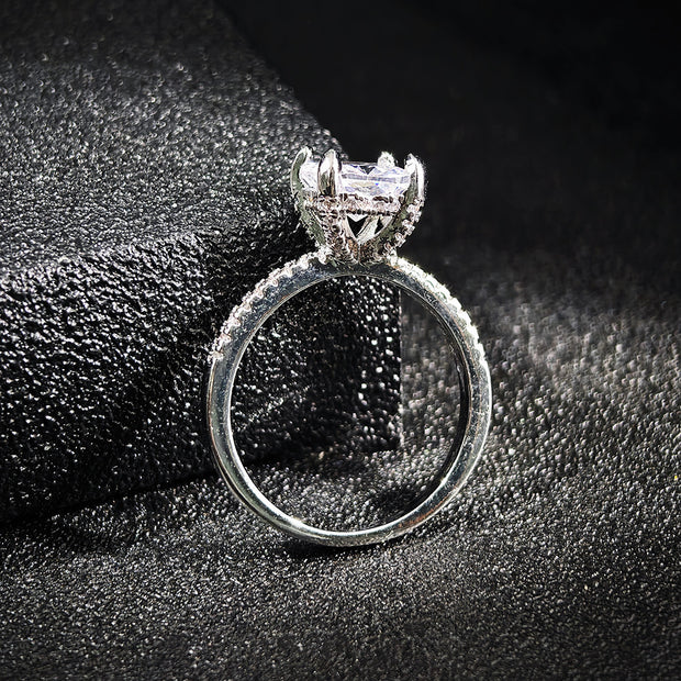 Exquisite Elegant Simple Niche Women's Ring